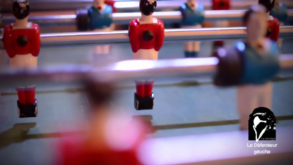 Le défenseur gauche